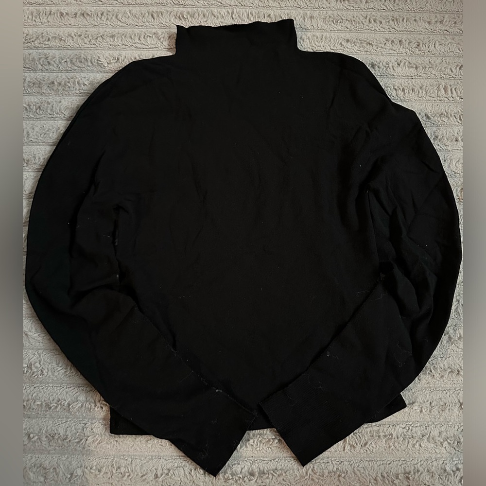 Fabletics black turtle neck top